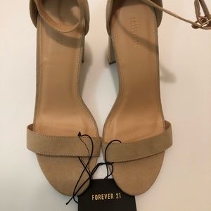 Tan Heels Forever21